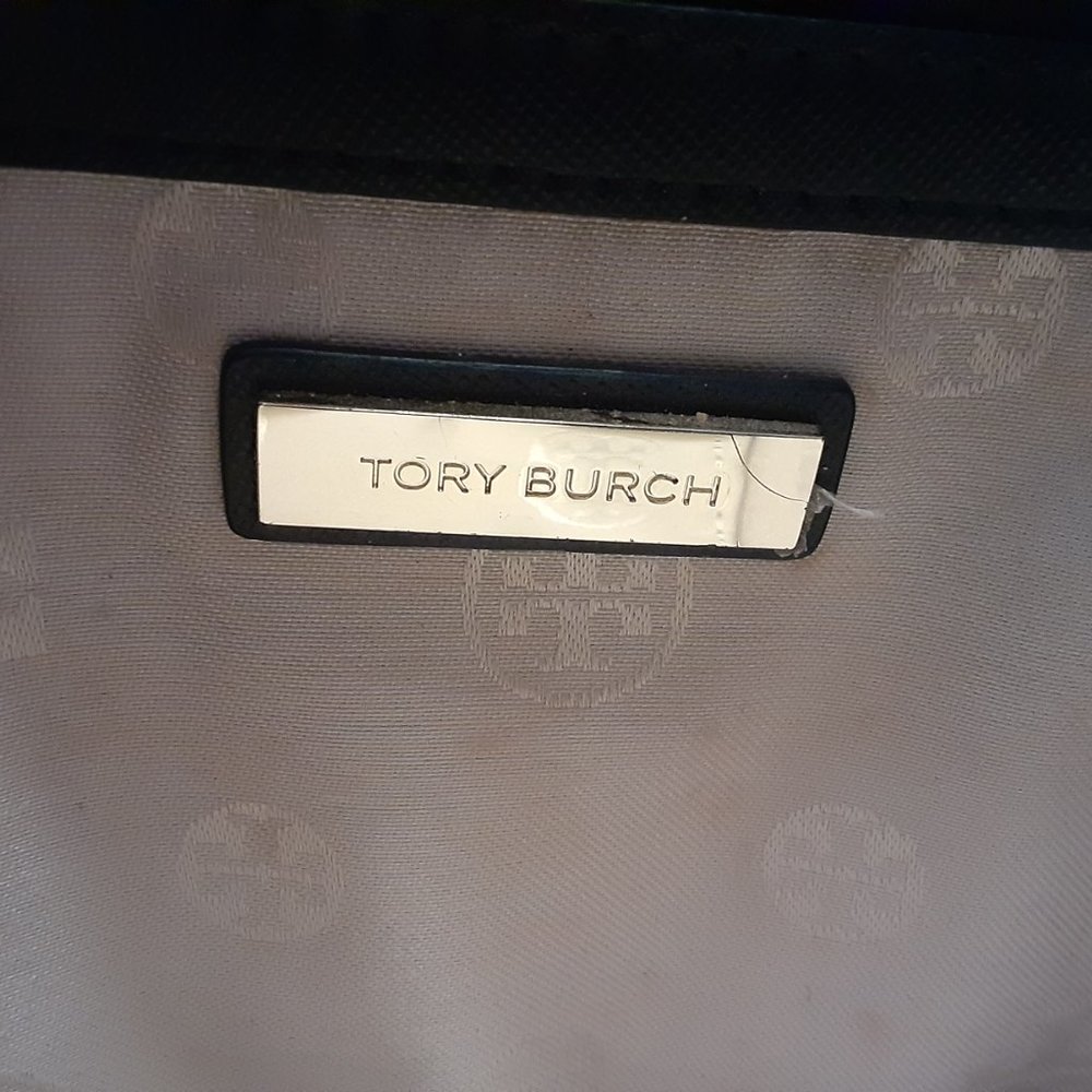 Tory Burch Robinson double zip tote - Picture 4 of 11